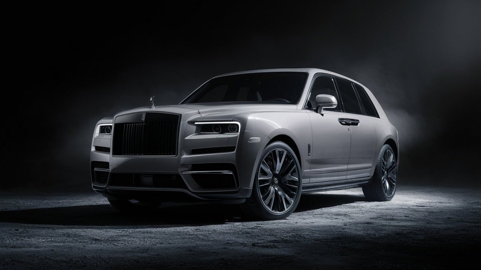 furious-luxury-sports-speeding-generic-supercar-advertising